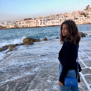 Meet your Posher, Nicole